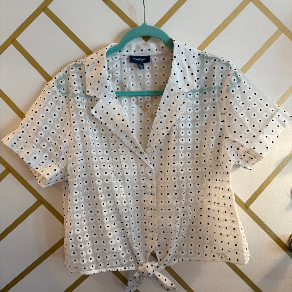 ModCloth Sheer White Daisy Tie-Front Crop Top